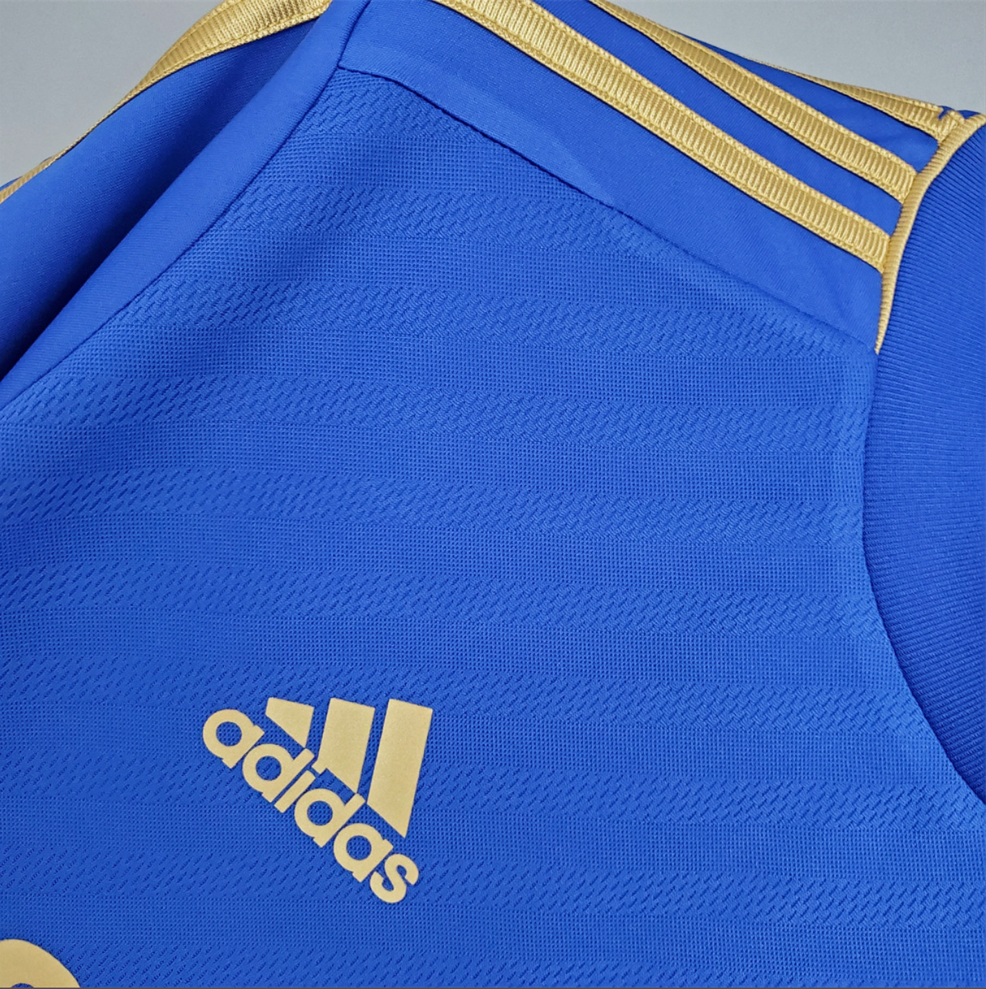 Retro 12/13 Chelsea Home