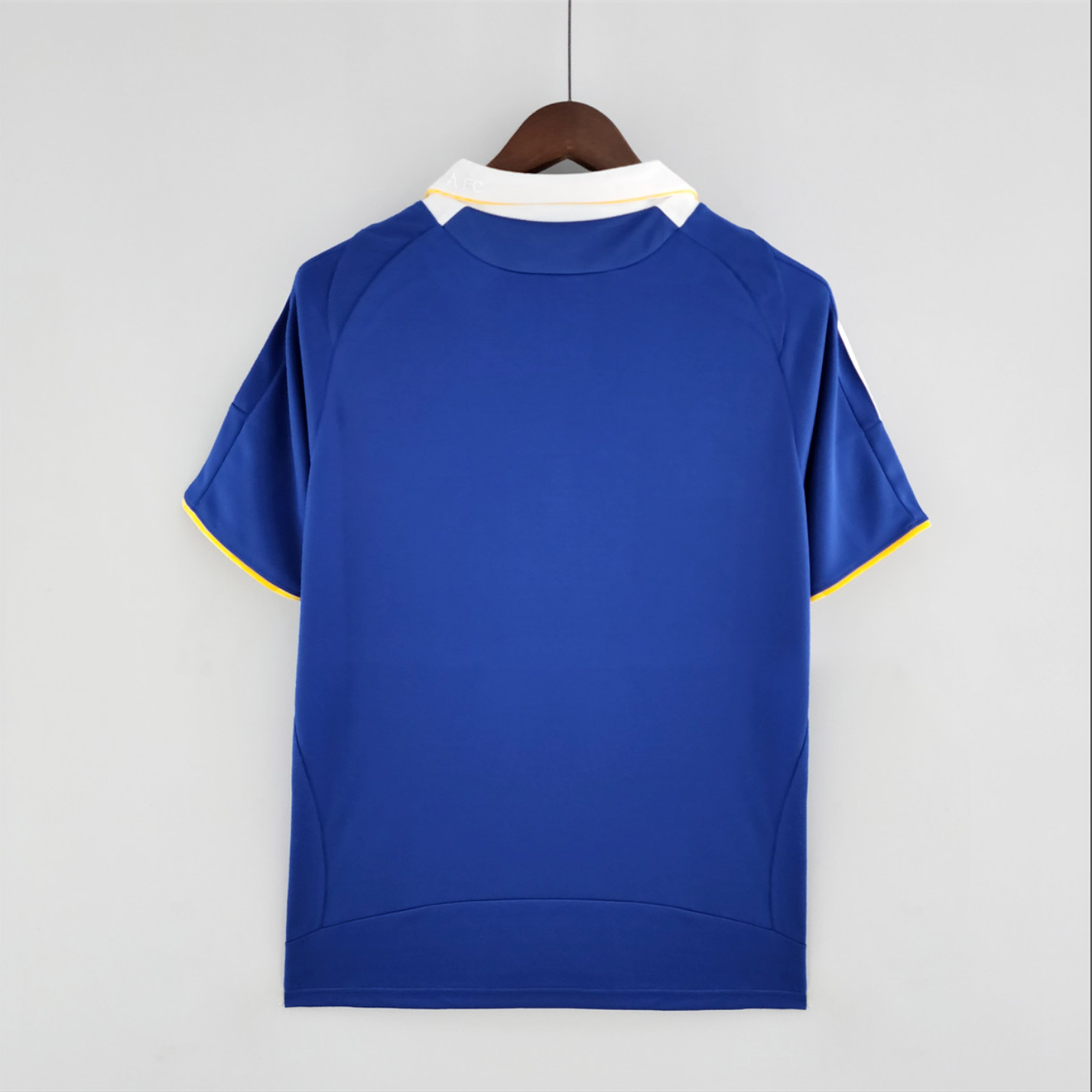 Retro 08/09 Chelsea home