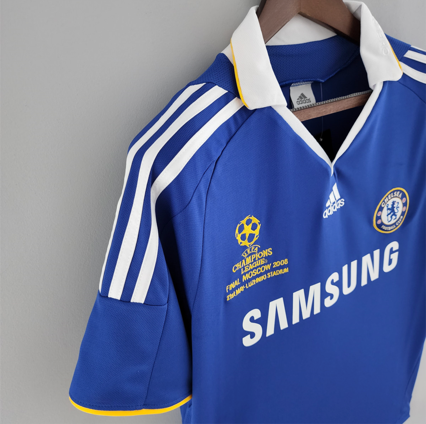 Retro 08/09 Chelsea home