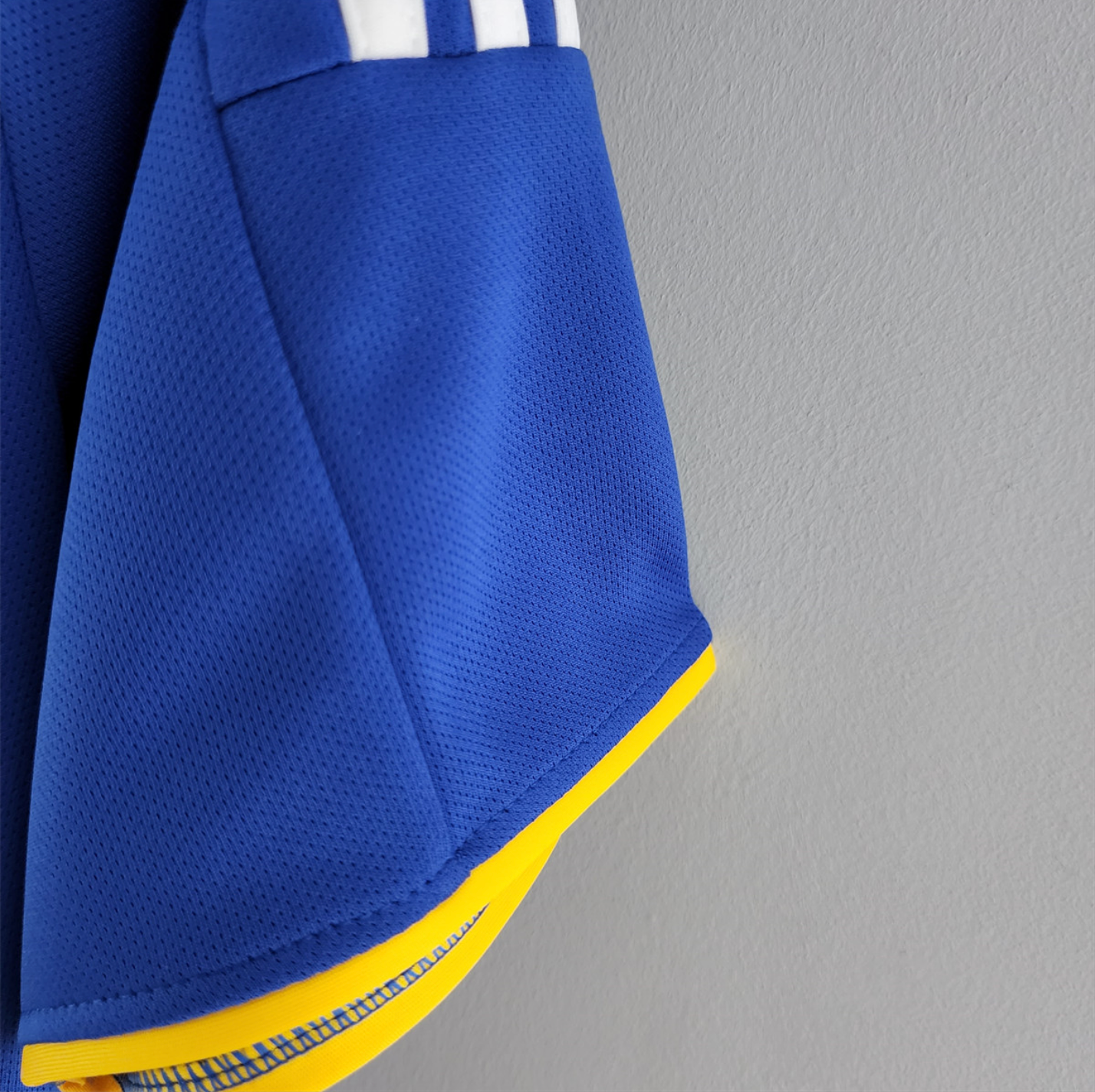 Retro 08/09 Chelsea home